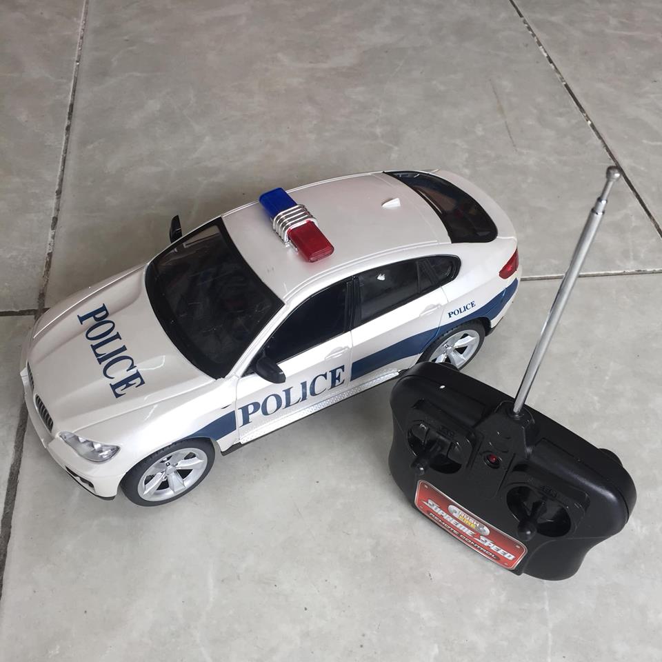 CAR47 Ô tô cảnh sát điều khiển từ xa giá rẻ - Đồ chơi trẻ em bán ...